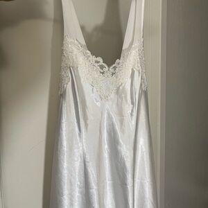 Elegant White Lace Trim Nightgown